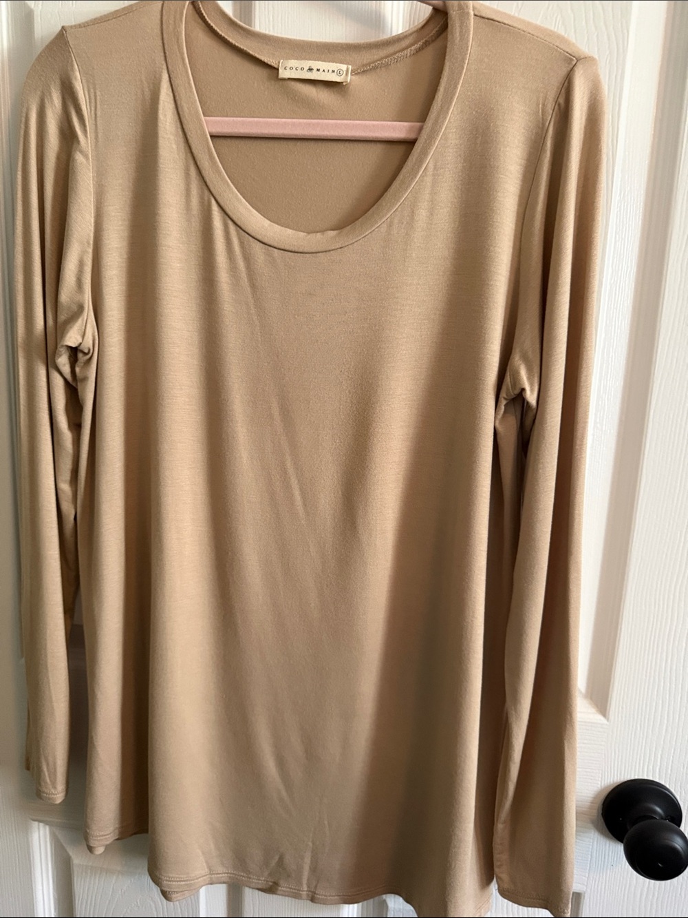 C&C California Long Sleeve Scoop Neck Top - Beige